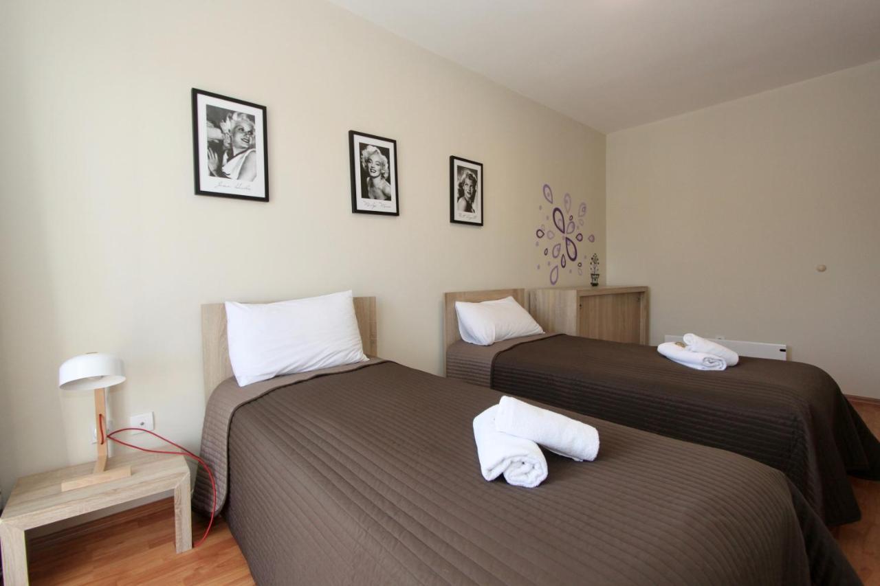 Cozy Apartments In Belgrade, Cukarica, Zeleznik, Free Parking And Wifi Zewnętrze zdjęcie
