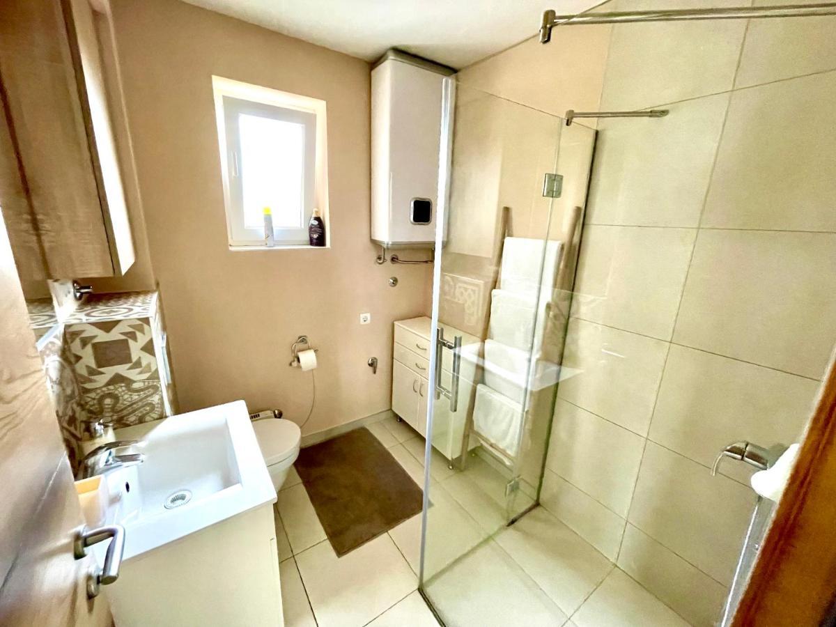 Cozy Apartments In Belgrade, Cukarica, Zeleznik, Free Parking And Wifi Zewnętrze zdjęcie