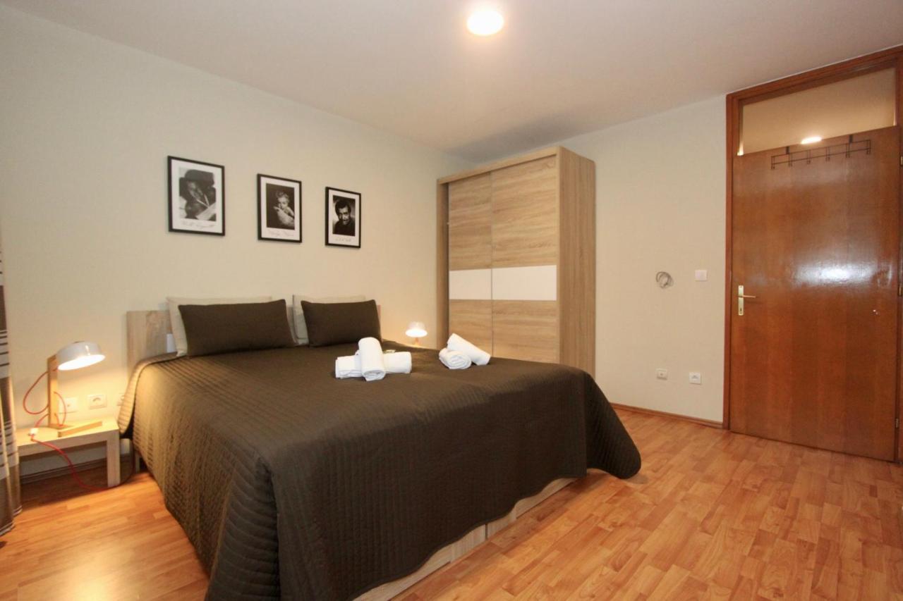 Cozy Apartments In Belgrade, Cukarica, Zeleznik, Free Parking And Wifi Zewnętrze zdjęcie